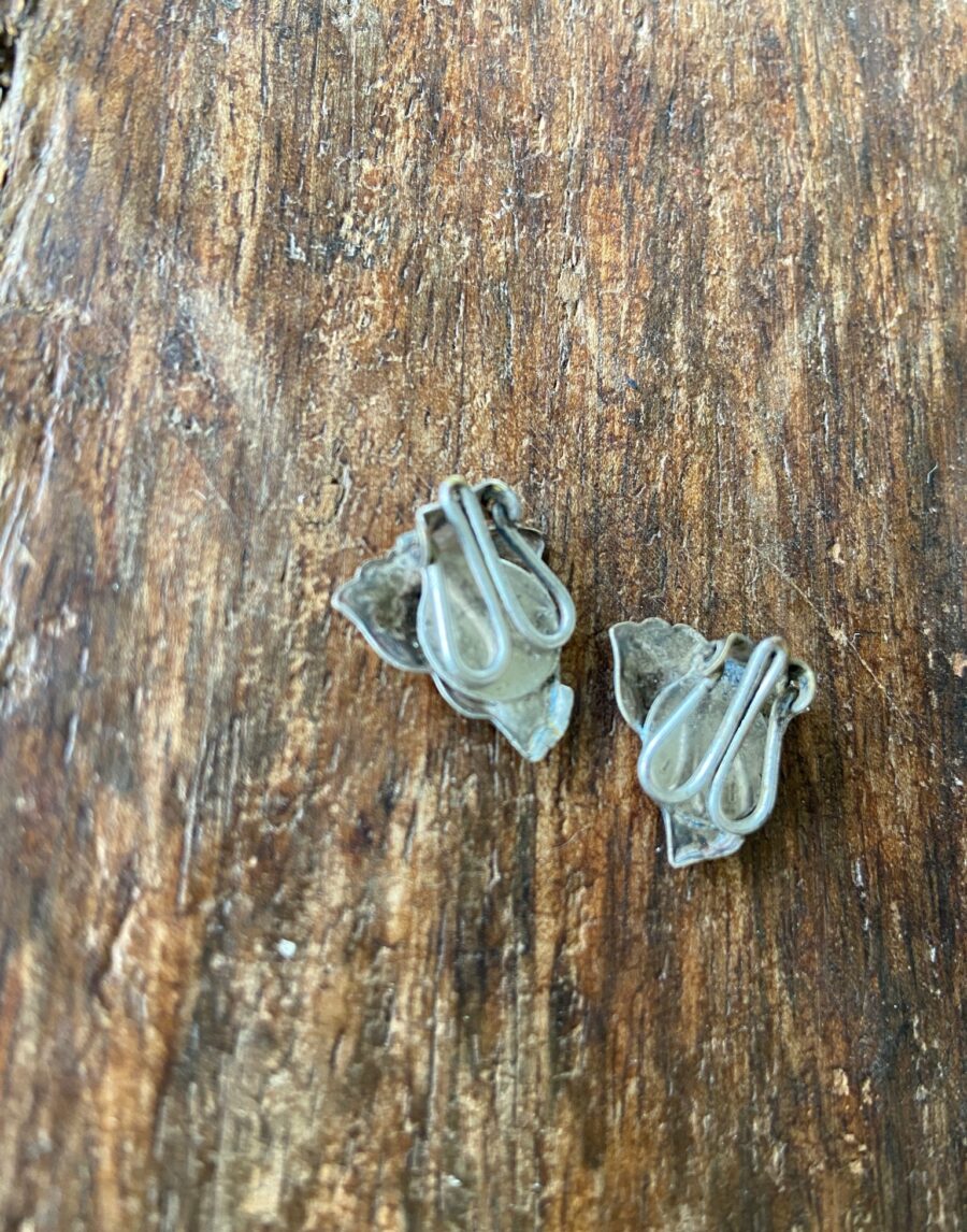 Ecosphere Vintage - Silvery Leaf Earrings